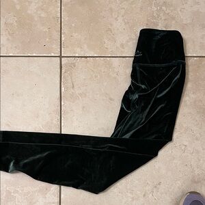 Beyond yoga green velvet leggings